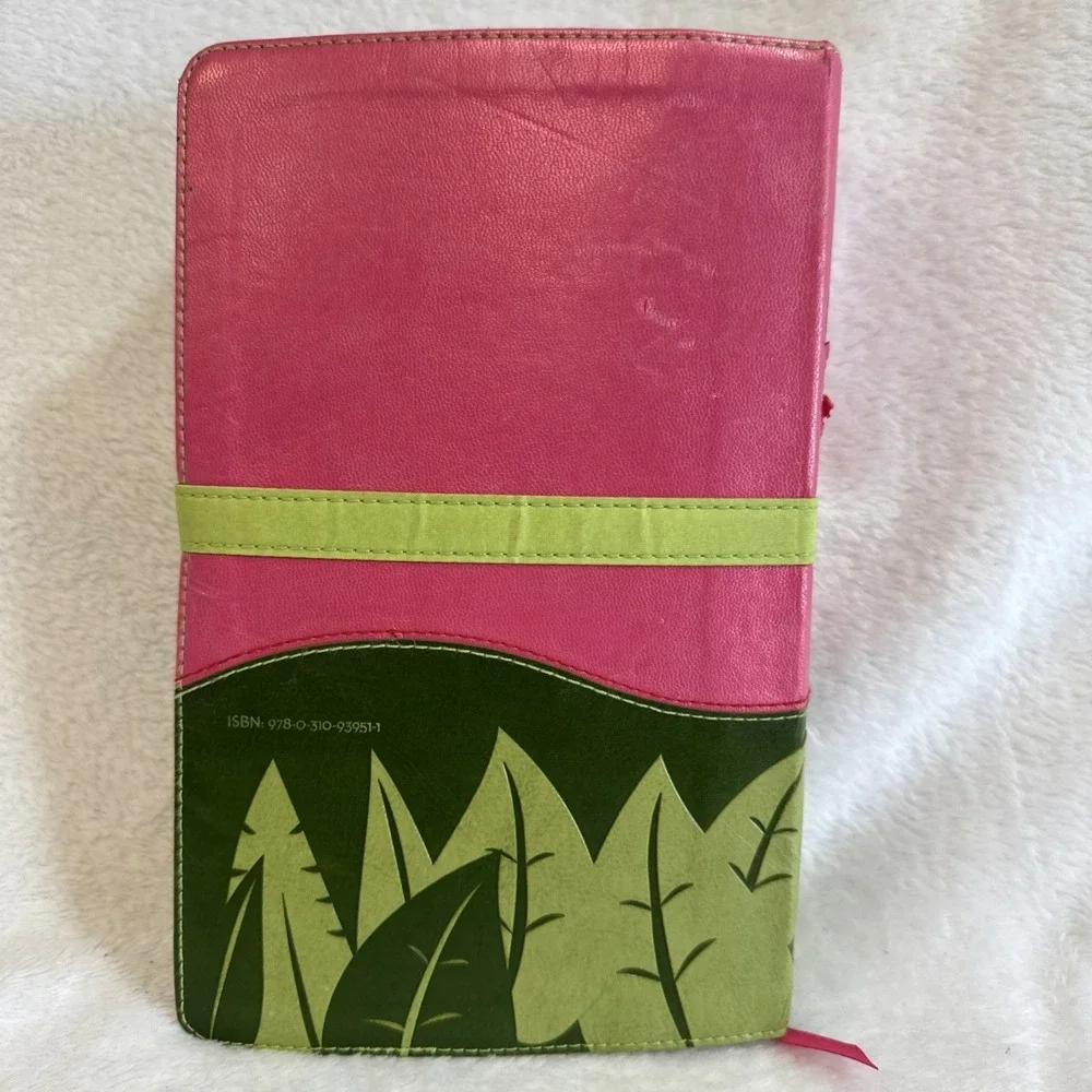 N/A adventure bible
